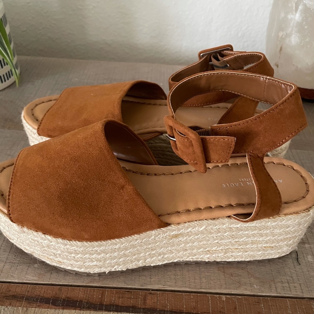NWT! American Eagle Espadrille Wedges